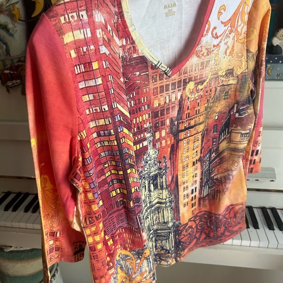 Alia Y2K Colorful Cityscape Short Sleeve Tee M - Picture 10 of 14